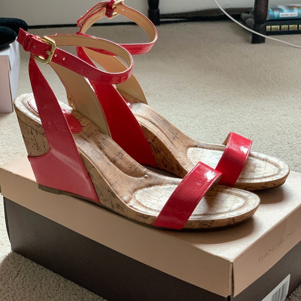Bandolino open toe, pink, ankle strap, wedge